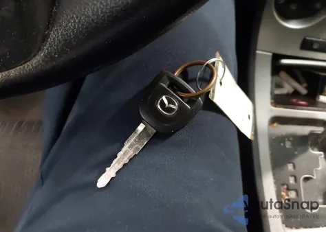 2011 Mazda Mazda3 I Sport from USA, damaged, VIN JM1BL1UG8B1397564